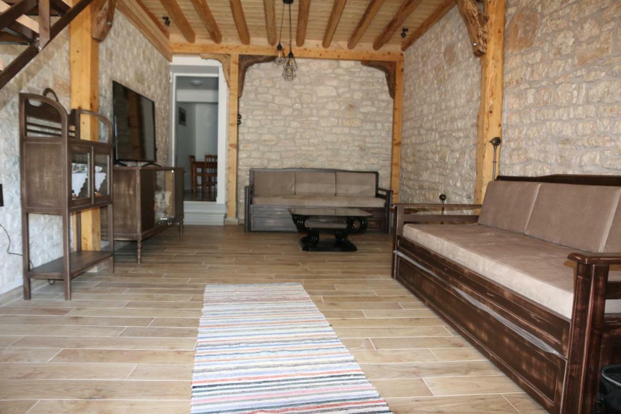 Villa Aknato à Vlikhón Extérieur photo