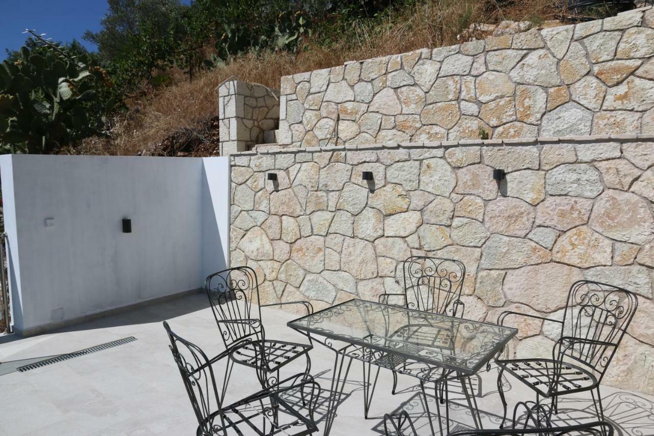 Villa Aknato à Vlikhón Extérieur photo